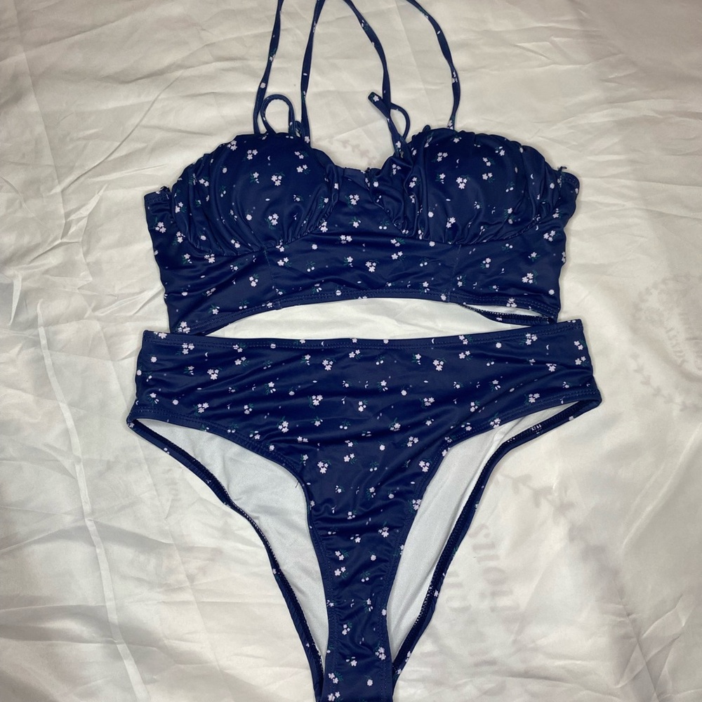 BRAND NEW/ NEVER WORN/ bathing suit